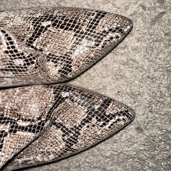 Healed knee boots - Picture 4 of 4